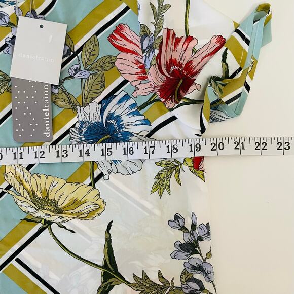 Daniel Rainn Floral Abstract Short Sleeve Blouse NEW - Picture 6 of 9